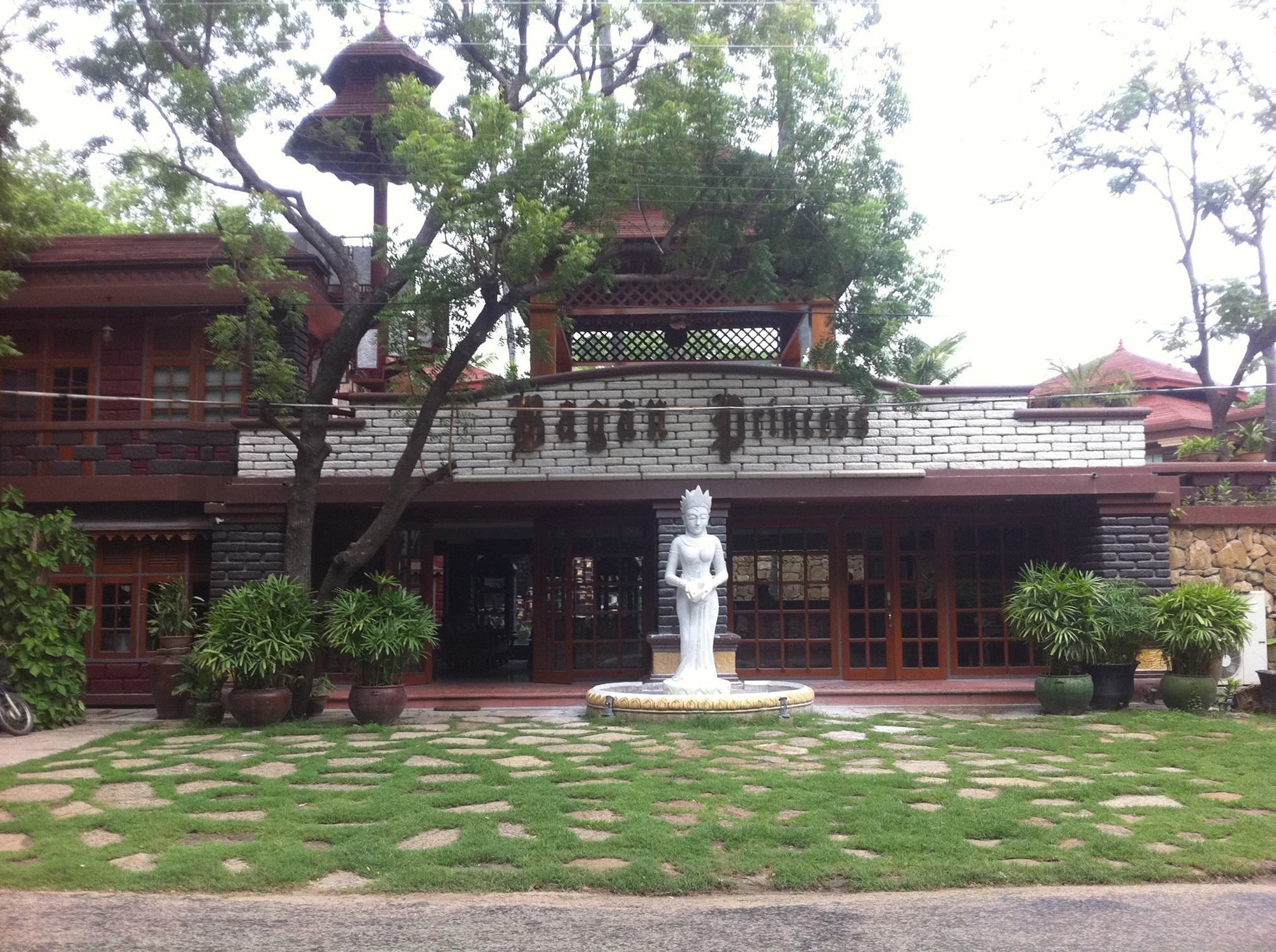 Bagan Princess Hotel Buitenkant foto